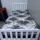 سرير حديد مع المرتبه