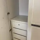 للبيع دولاب تفصيل شبه جديد