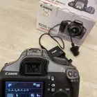 كاميرا كانون للبيع نظيفة