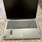 لابتوب lenovo اصدار جديد مستخدم مره واحدة فقط للجاد يكلمني