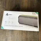 سماعة Aukey جديدة بالكرتون