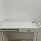 قابل لسوم 250جديد مكتب مااستخدم من ايكيا700اخذته