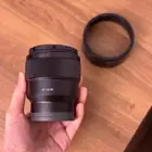 عدسة Sony FE 85mm f 1.8. سحر العزل وجودة البورتريه