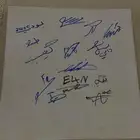 لوحه توقيع كلان بيكس وتي يو