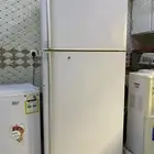 ثلاجة بابين كبيرة