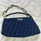 شنطة فيندي الايطالية FENDI اصلية الأصلية
