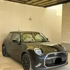 ميني كوبر اس 2025 مستخدم