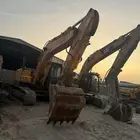 بوكلينات للايجار