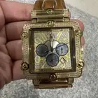 ساعة JBW الذهبية الغنية عن التعريف