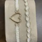 اساور خيوط صنع يدوي