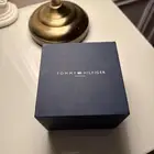 ساعة تومي TOMMY HILFIGER اصليه استعمال قليل جدا