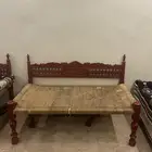كراسي قديمه واصليه نظيفه للبيع موجود منها 4 اقطع