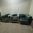 للبيع كنب 3 قطع تفصيل جديد بكياسه