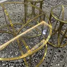 طاوله مع خدمه اثنين