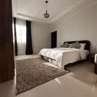 شقة مفروشة فاخرة وسط الباحة للإيجار الشهري