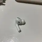 ايربودز برو يسار