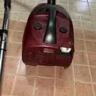 للبيع مكنسة كهربائية