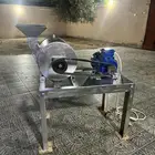 كسارة (طاحونه ) حجر تطحن بودره