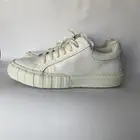 حذاء سنكرز فندي مقاس 44 Fendi Sneakers size 44