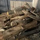 حطب للبيع حمله