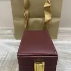 علبة جلد إيطالية مع كتابة بالليزر