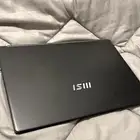 لابتوب 2025 نظيف مافيه اي خلل موجود مت جميع ملحقاته