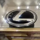 علامة لكزس بحاله جديده