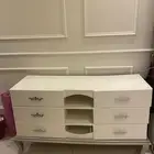 دولاب تسريحه طاوله
