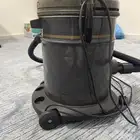 مكنسه كهربائيه