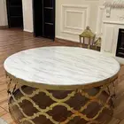 ثلاث طاولات رخام