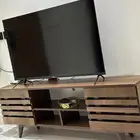 طاولة شاشه للبيع جده