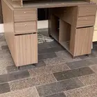 مكتب شركات ثنائي وكراسي مكتبيه