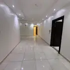 للإيجار شقة فاخرة في ابحر الشمالية حي الصواري