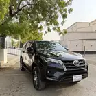 تويوتا فورشنر 2023 vx بحالة الوكالة