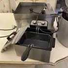 قلاية كهرابيه   وصانعة ثلج   وشوايه كهربائه   ومطحنة قهوه