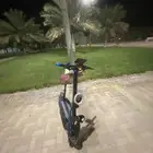 سكوتر وحش للبيع السرعه 99 كل شي تمام السعر 1400 قابل لتفاوض