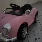 سيارة اطفال