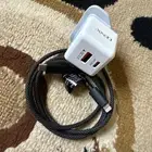 شاحن أيفون14 وتحت مستخدم نظيف