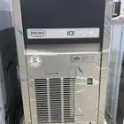 صانعه ثلج ايطالية بسعر طيب