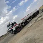 تريله سطحه للنقل