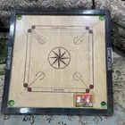 كيرم مع احجاره