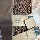 كرتين تمر باقي بس ثنين