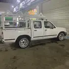 نيسان ددسن 2002