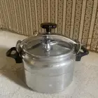 قدر ضغط نظيف