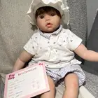 دمية تشبه الحقيقه