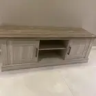 دولاب تلفزيون وطاوله قهوه وطاوله جانبيه