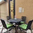 كراسي وطاوله للحدايق