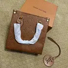 شنطة لويس فيتون