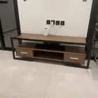 طاولة تلفزيون