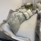 كنب كلاسيكي للبيع